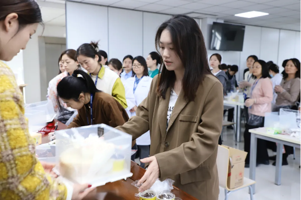 2121�Ƿ���(�й���)�����ٷ���վ